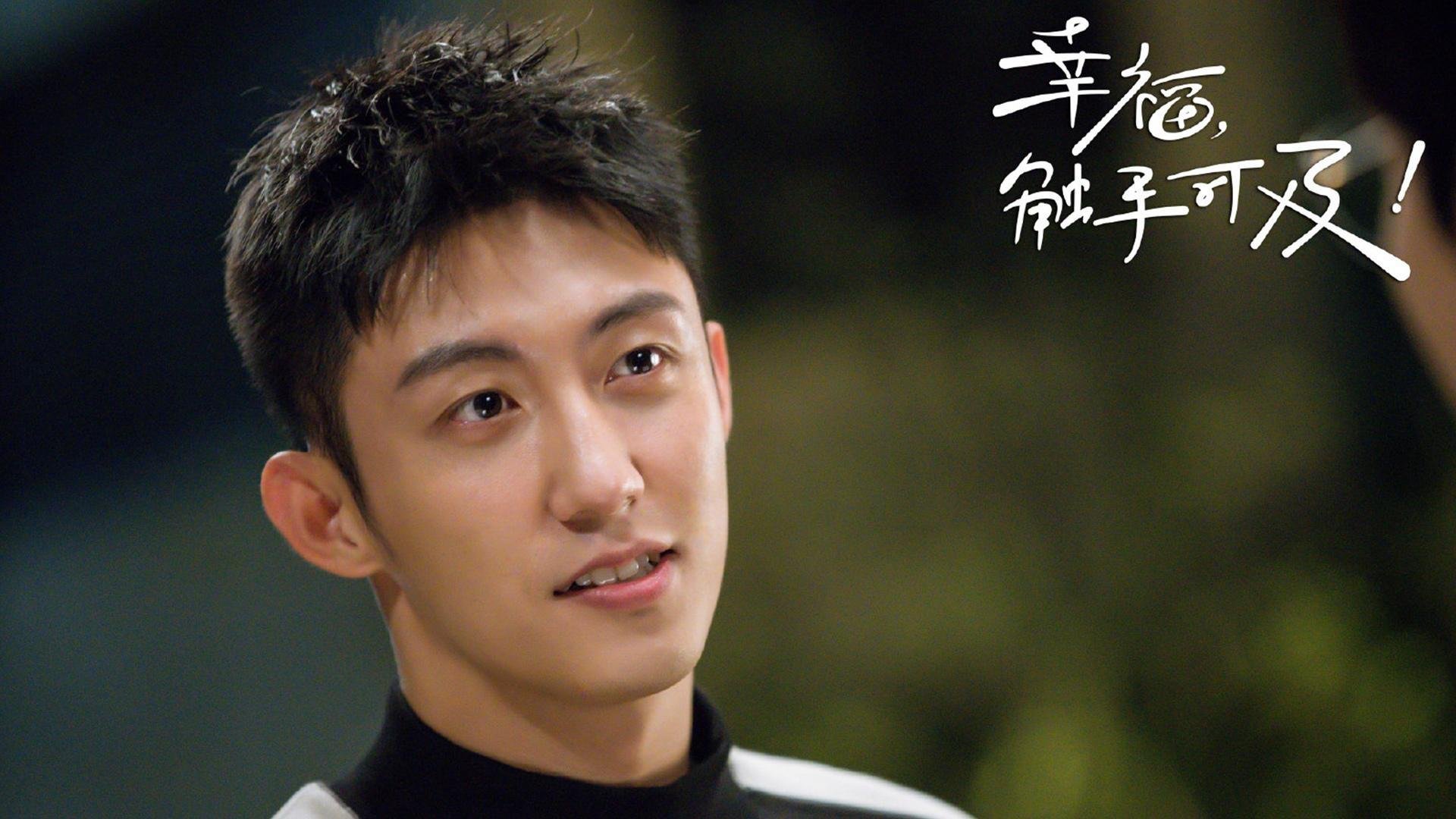 leyu乐鱼体育综合-利物浦新援正式加盟球队，或改善中场实力，利物浦新赛季引援