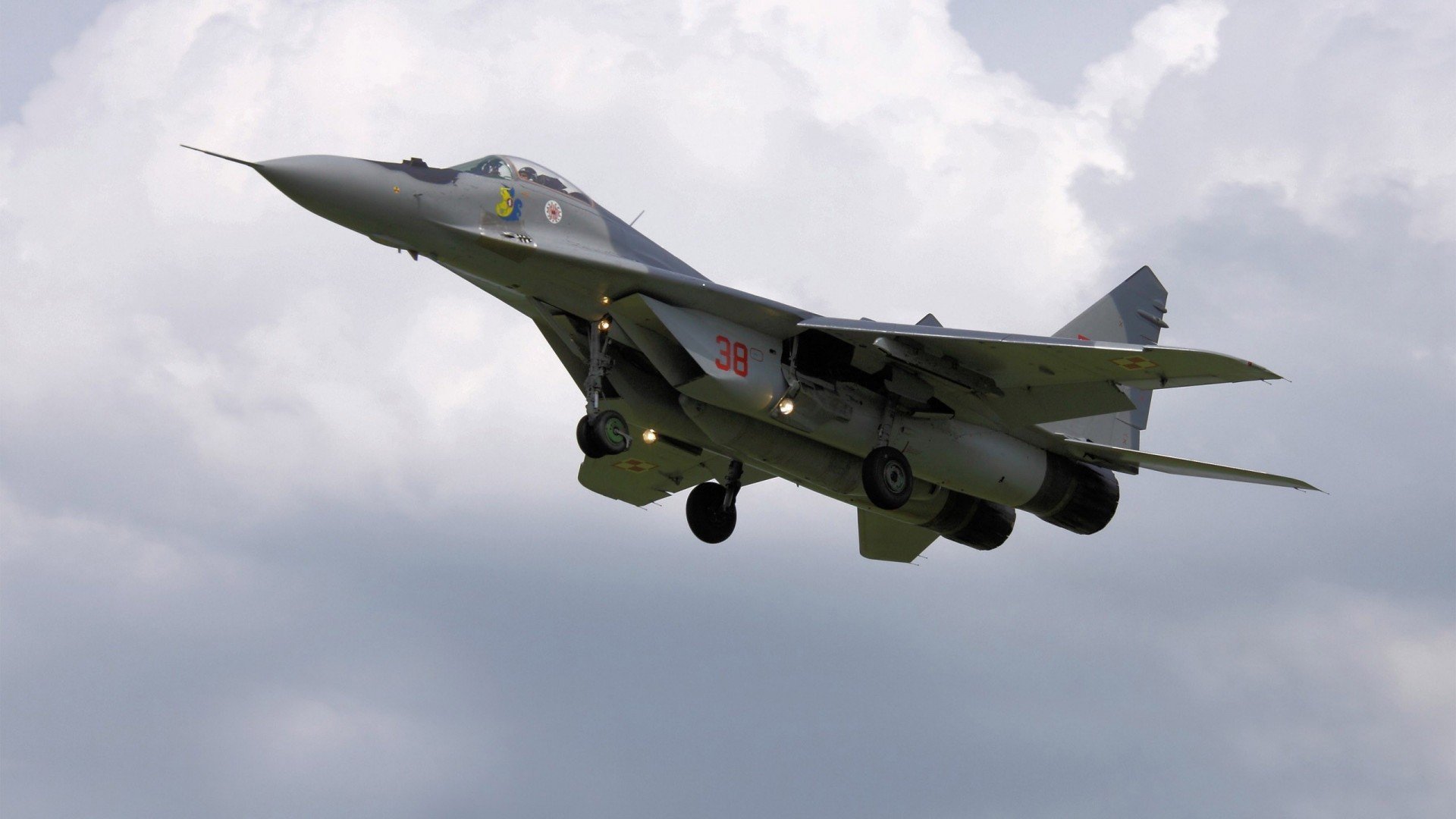 乐鱼官网-CBA球队引进国际教练 优化战术体系，国际篮球教练