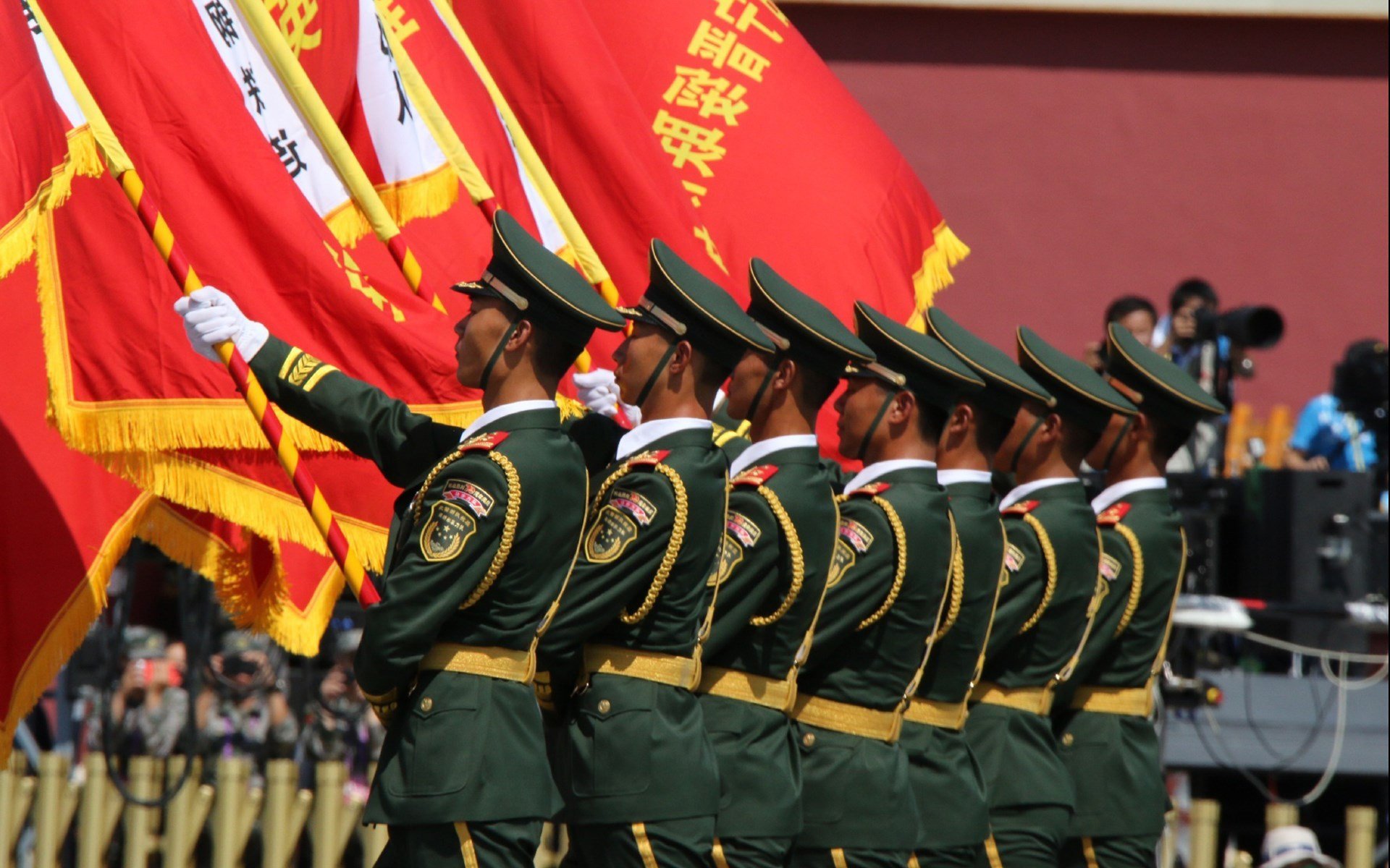 “天府新区沙滩赛场:沙滩合球突破传统,精彩纷呈”