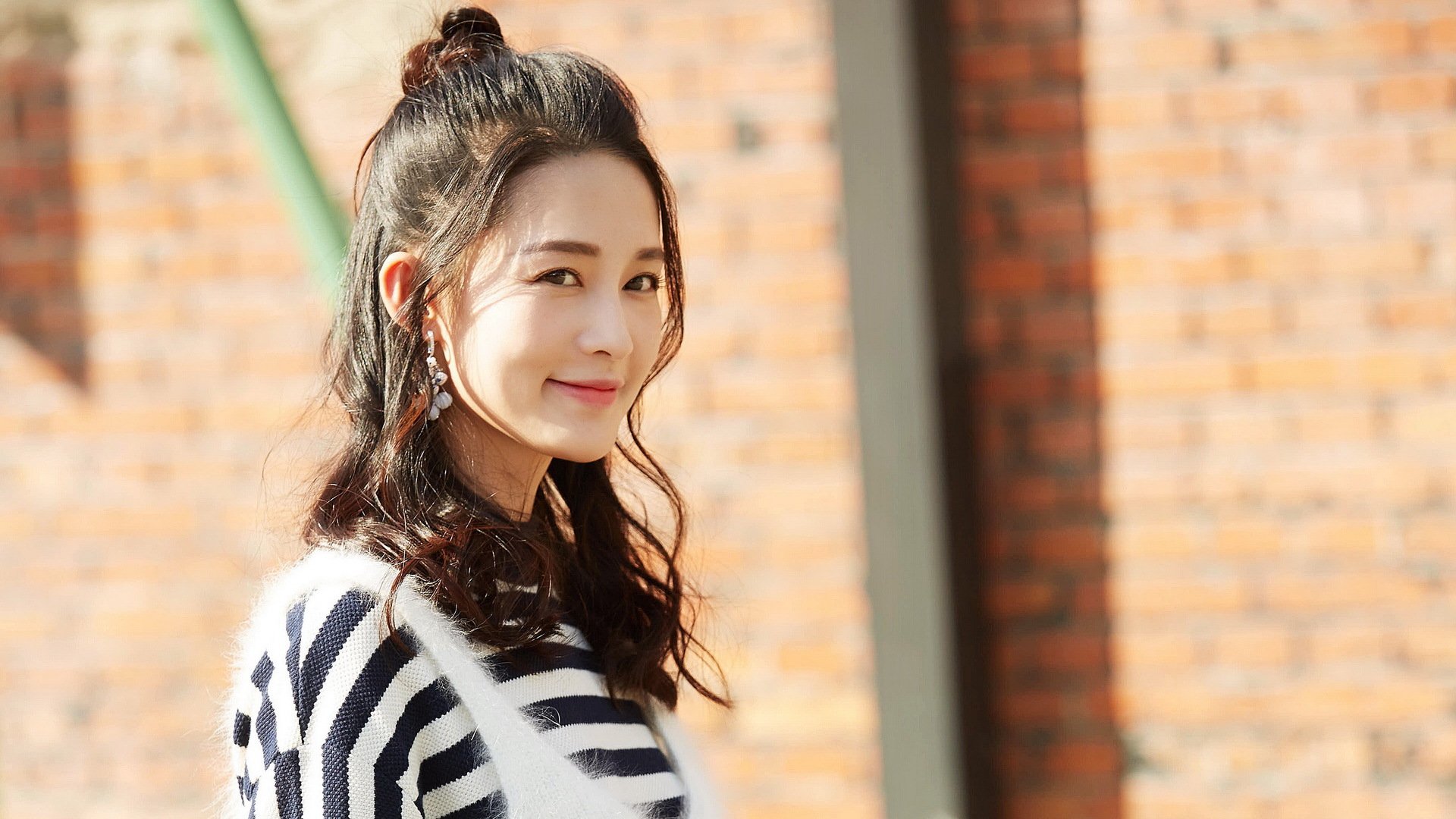 leyu乐鱼体育综合-全黑队球员间精确配合，攻防转换无缝衔接，全黑球衣什么意思