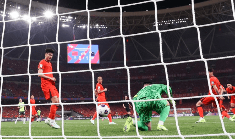 乐鱼体育：观众心中的英雄：球迷怎看待运动员的表现的简单介绍